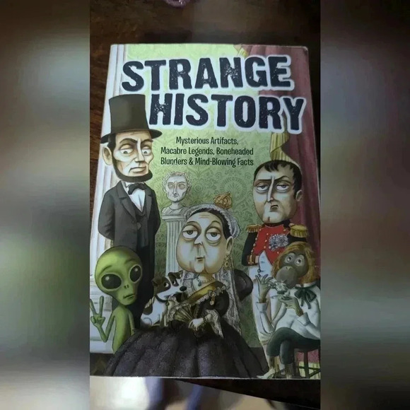 Strange History Book By Bathroom Readers' Institute (EUC) - Picture 1 of 14